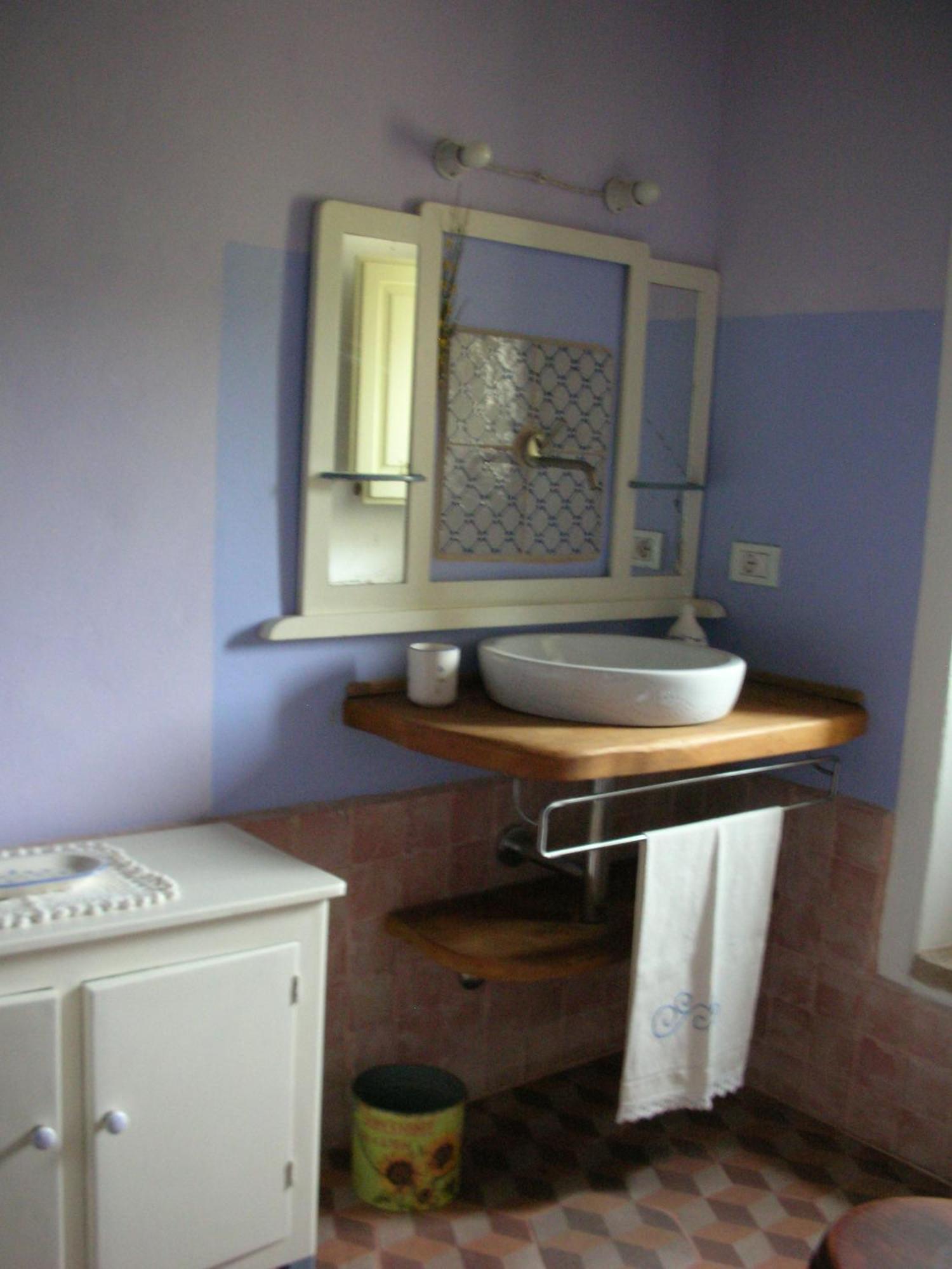 Bed and Breakfast Poggio Dei Prugnoli Tavoleto Zimmer foto