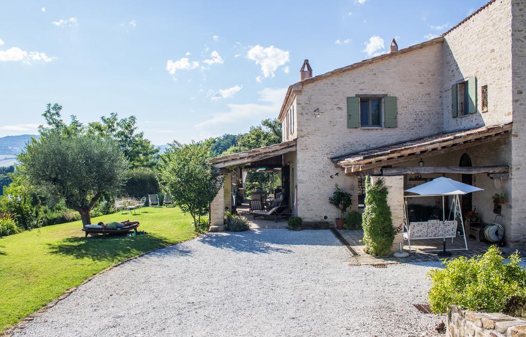 Bed and Breakfast Poggio Dei Prugnoli Tavoleto Exterior foto